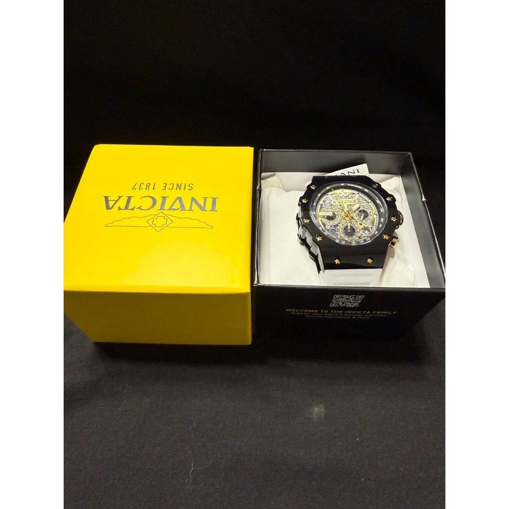 Invicta Racing Vaulthan Men's Chronograph Black Gold Dial White Band New In Box